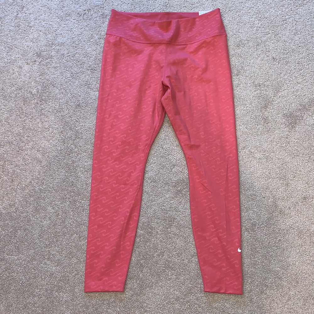 New with tags Nike cropped running leggings